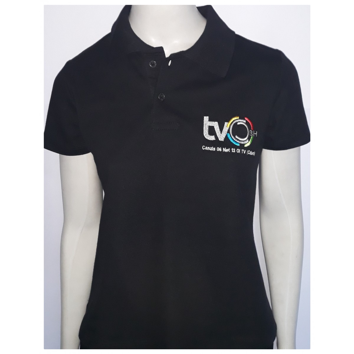 Camisa modelo Pólo básica